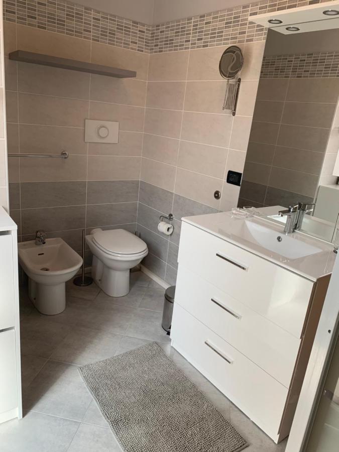 Casa Bea Apartment Cremona Bagian luar foto